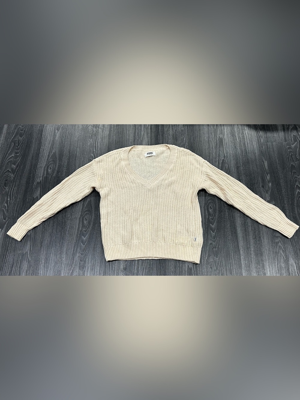 Victoria's Secret PINK Cream V-Neck Knit Sweater Size XS Fits S